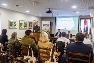 To 0 waste38-261125.JPG